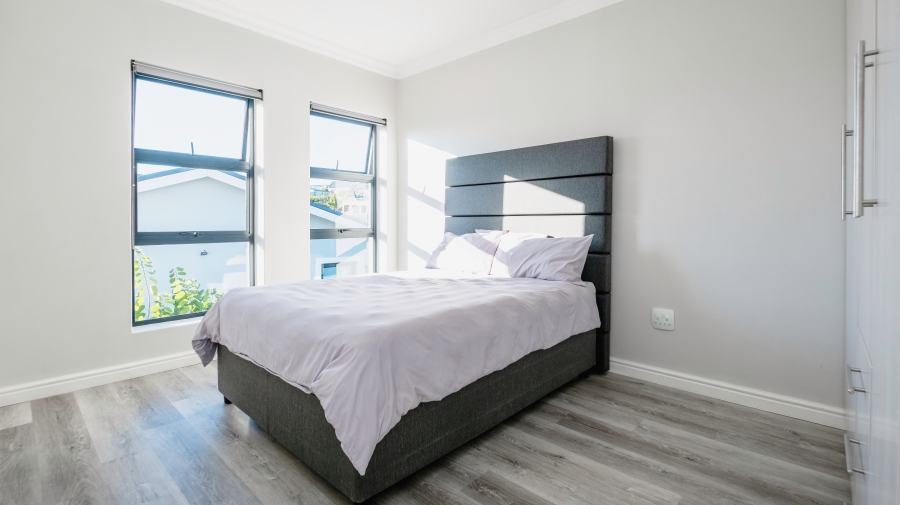 4 Bedroom Property for Sale in Welgelegen Western Cape